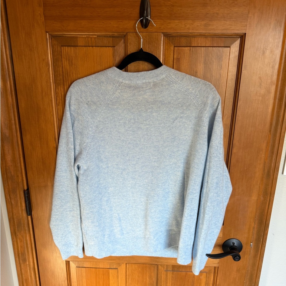 Garnet Hill Light Blue Cashmere Sweater size M - Picture 2 of 3